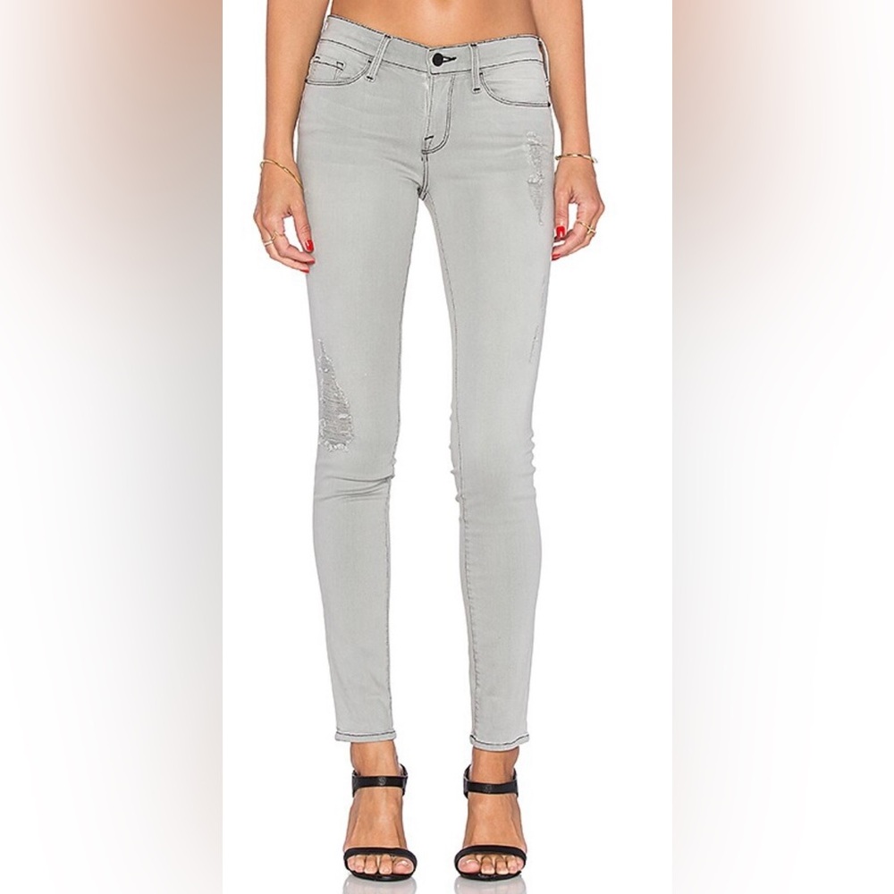 Frame Denim Le Skinny De Jeanne in Rip Grey size 27 length 36” in seam 28”